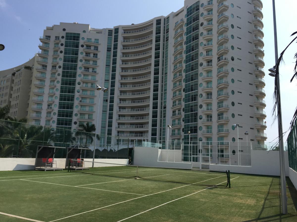 Апартаменти Bay View Grand Marina 1605 Sur Істапа Екстер'єр фото